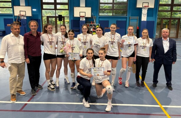 REZULTATE VOLEI FEMININ